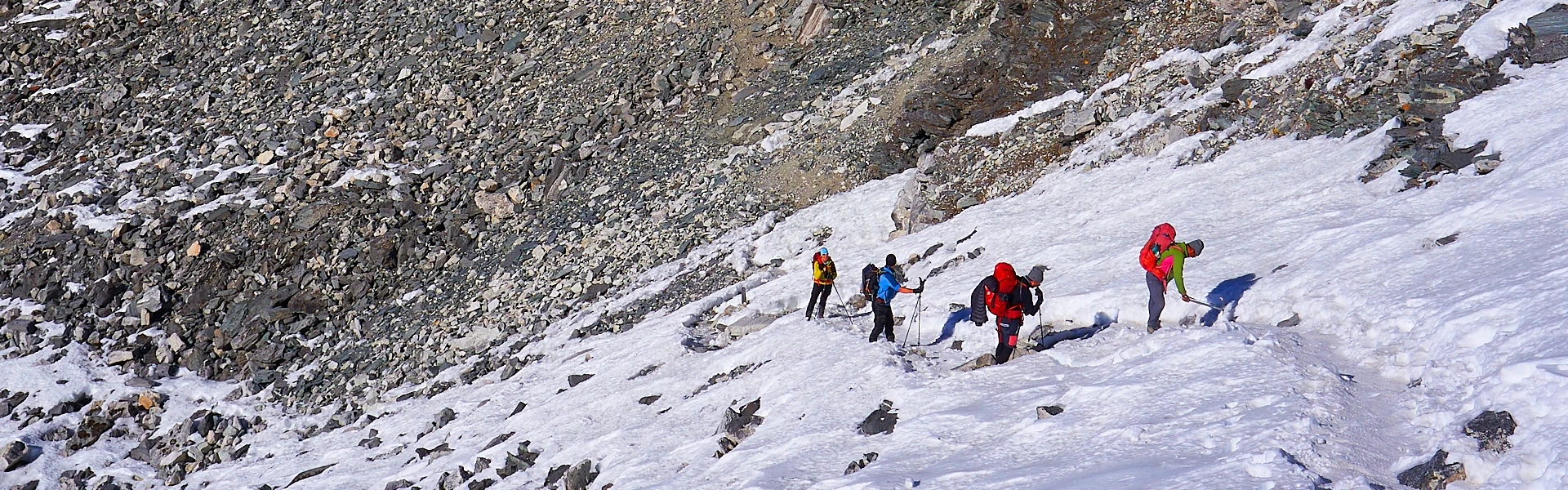 everest 3 passes trek in nepal