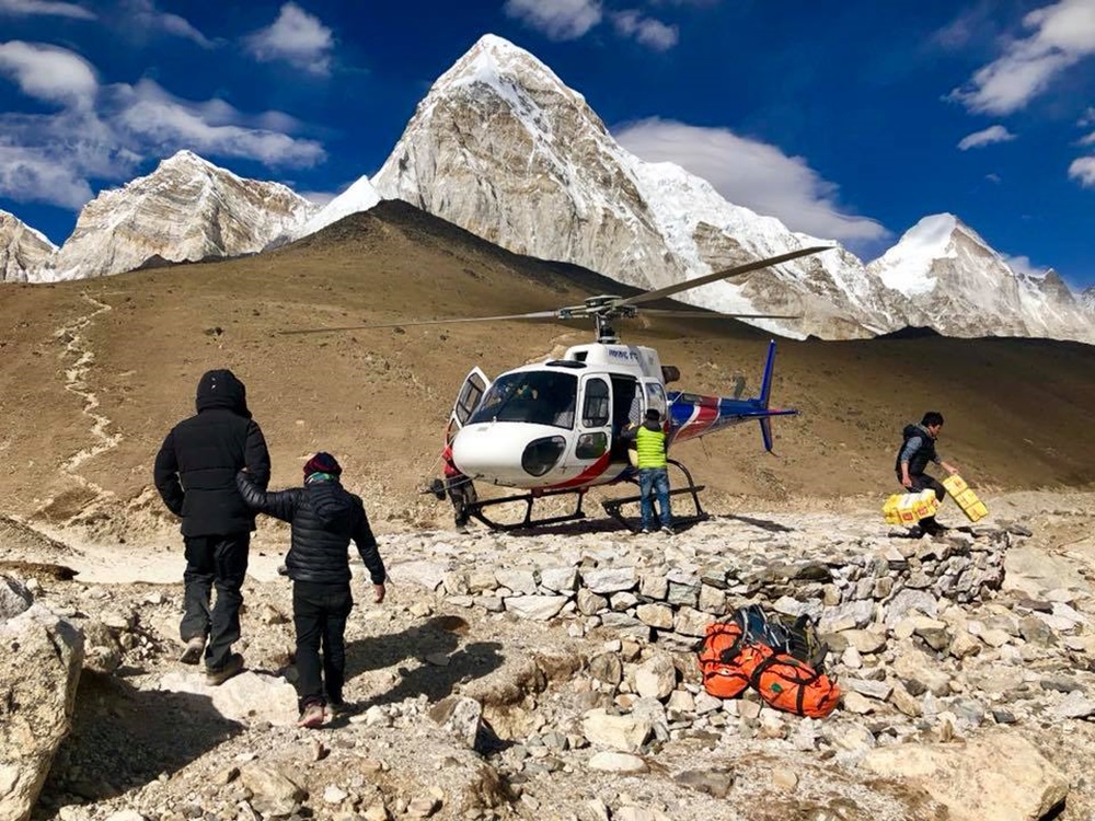 everest base camp helicopter tour with landing