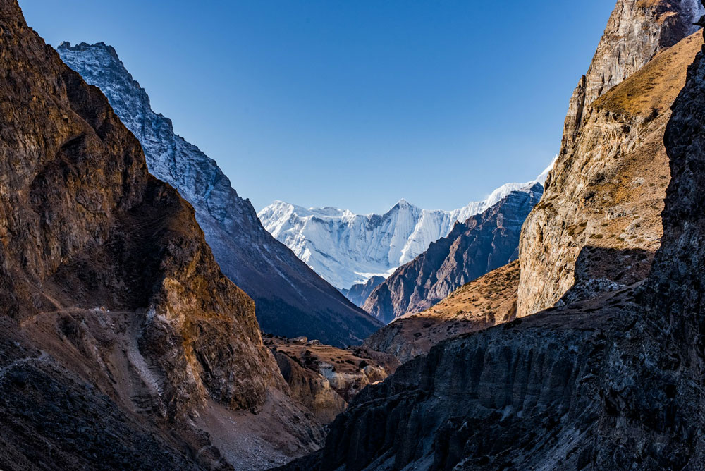 Nar Phu Valley Trek