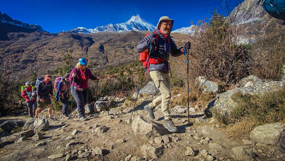 manaslu circuit trek